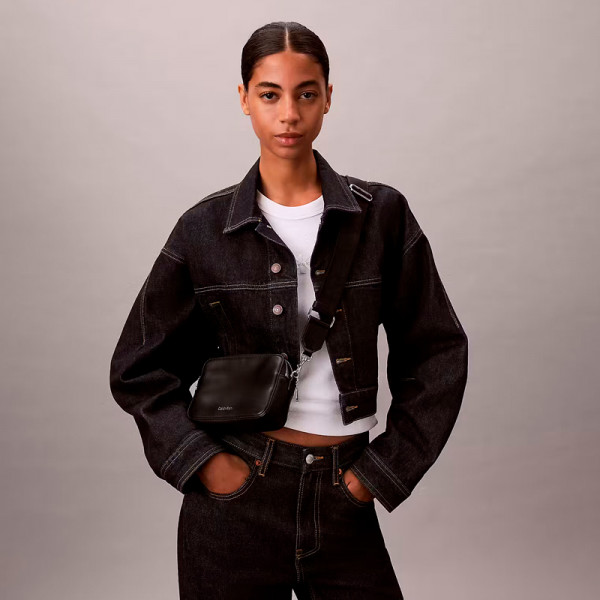 kameratasche-mit-doppeltem-gurtband