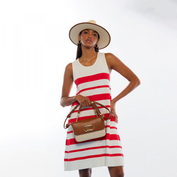 sac-bandouliere-a-rabat-bicolore-en-similicuir