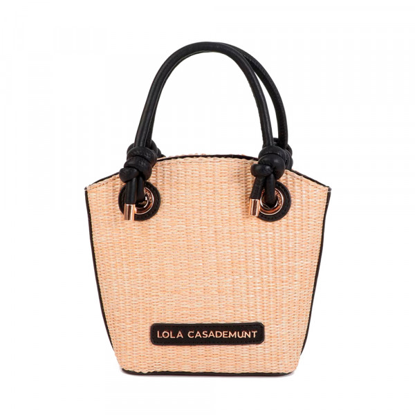 tasche-in-kontrastierender-raffia-optik