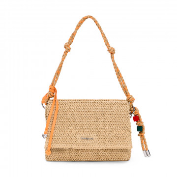 bolsa-media-de-rafia-com-pingentes