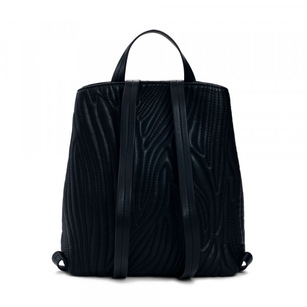 mochila-pequena-relieve