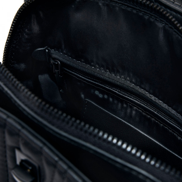 mochila-pequena-relieve