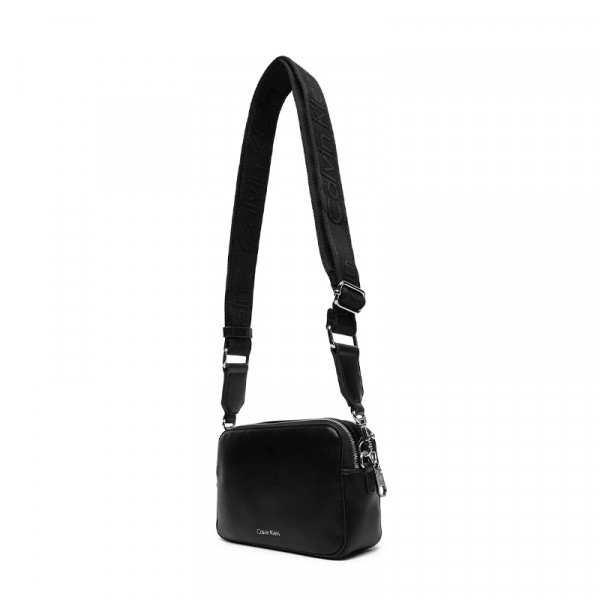 2-strap-convertible-crossbody-bag