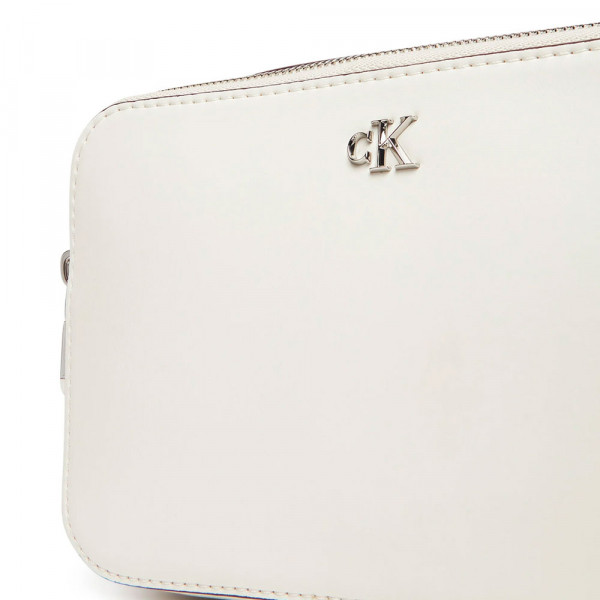 borsa-a-tracolla-con-logo-monogramma-in-metallo