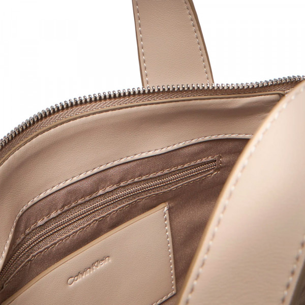 sac-a-main-bandouliere-convertible-en-jacquard