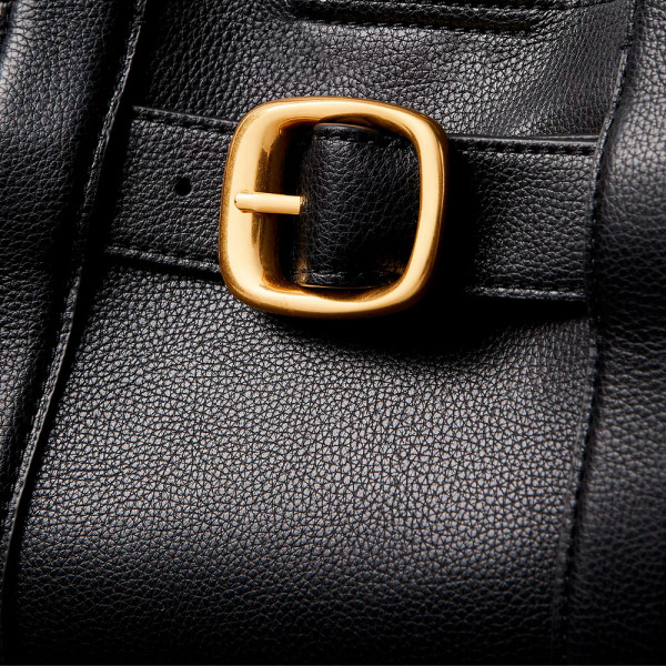 bolsa-pequena-com-cinto