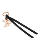 handbag-charm-with-tassel-and-distinctive-logo-in-leather