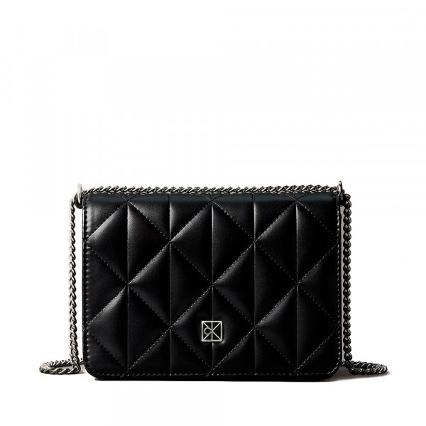 mini-sac-matelasse-avec-logo-embleme