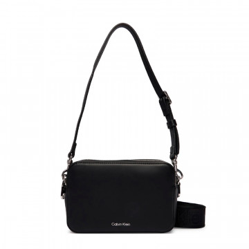 bolso-webbing-double-strap-camera