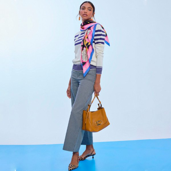 borsa-a-tracolla-in-similpelle-con-manico-intrecciato-e-fiocco