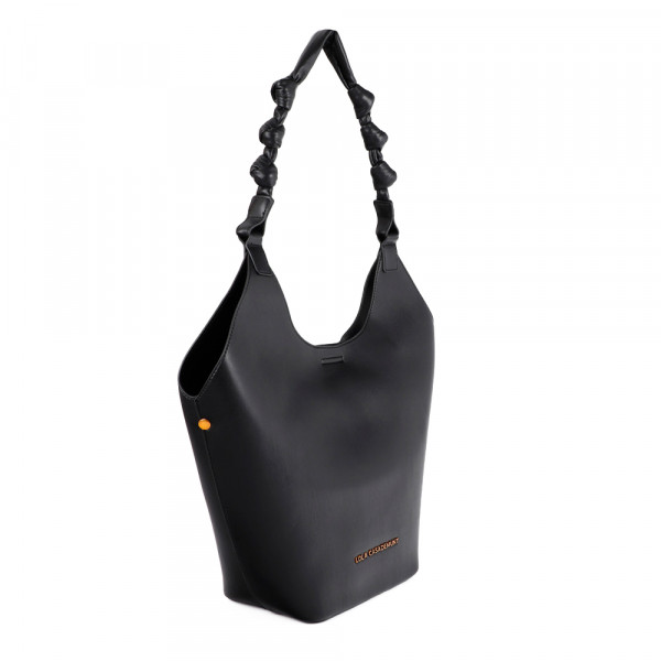 einkaufstasche-mit-geknoteten-henkeln