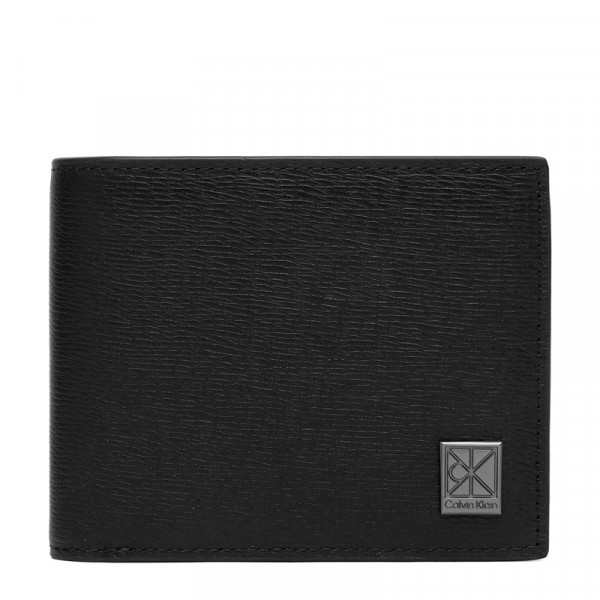 textured-bifold-wallet-with-emblem-logo