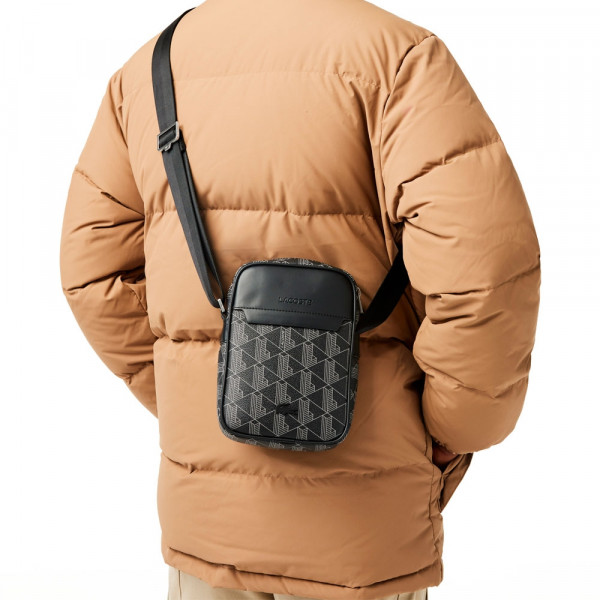 sac-a-bandouliere-a-imprime-monogramme-the-blend