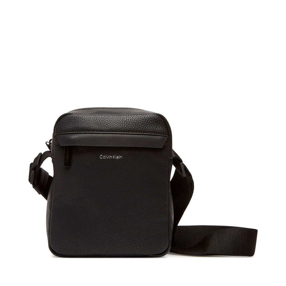 Calvin Klein Jeans Men's Messenger Bags, Toiletry Bags And Suitcases For Must Reporter Shoulder Bag