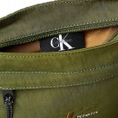 flache-nylontasche-mit-monogramm-logo