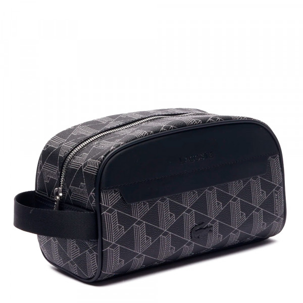 the-blend-toiletry-bag