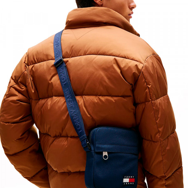 reporter-essential-inscription-umhangetasche