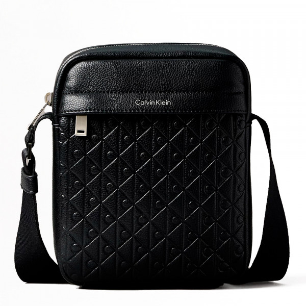 sac-reporter-avec-logo-iconique-grave