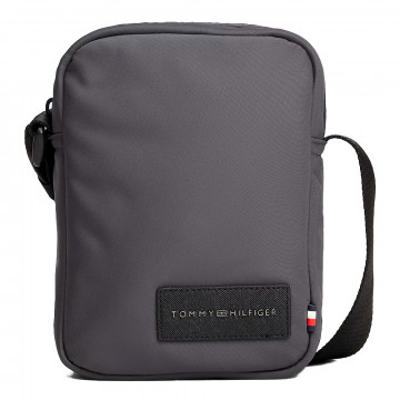 sac-bandouliere-de-reporter-avec-ecusson