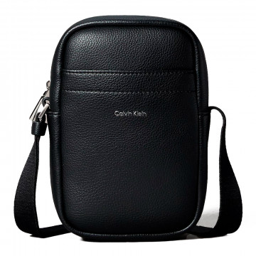 bolso-de-reportero-slim-con-placa-de-logo-elevado