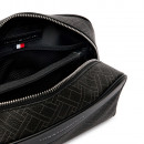 trousse-de-toilette-monogrammee-drapeau