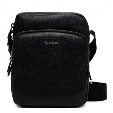 raised-pocket-reporter-crossbody-bag