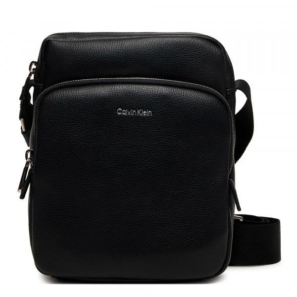 raised-pocket-reporter-crossbody-bag