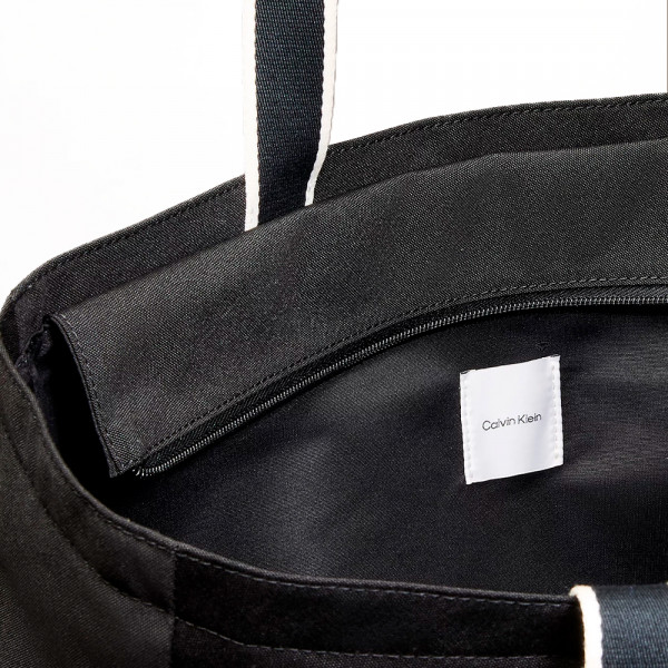 classic-logo-tote-bag