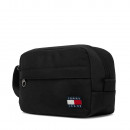 essential-daily-washbag