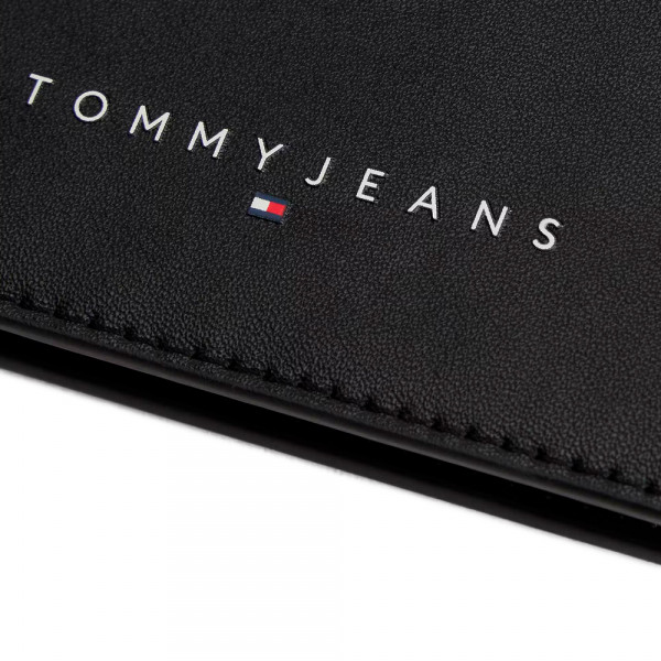 bds-linear-kreditkarten-und-munzborse