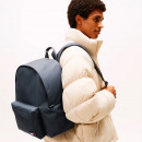 rucksack-mit-essential-logo