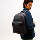 mochila-de-tela-con-parche-del-logo