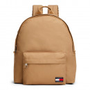 mochila-essential-con-logo