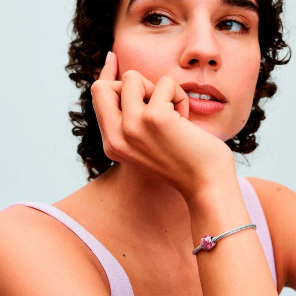 ciondolo-rosa-rosa-in-fiore-793212c01