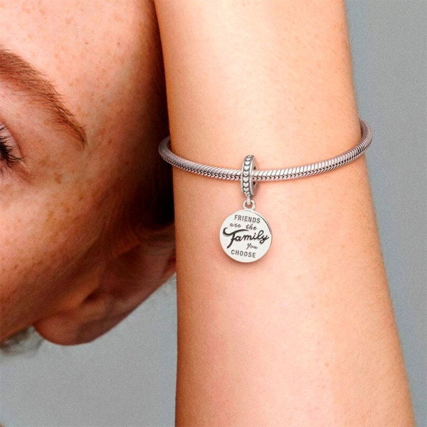 friends-are-family-sterling-silver-pendant-charm-798124en16