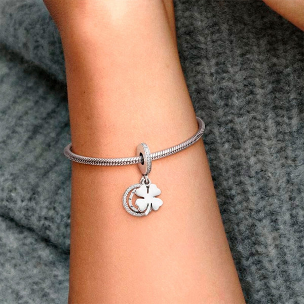 lucky-day-pendant-charm-792089cz