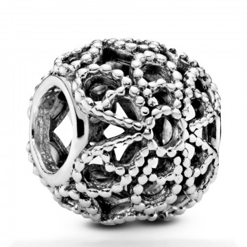 amuleto-de-rosas-vazadas-791282