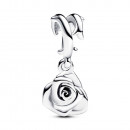 pingente-de-rosa-florescendo-793213c00