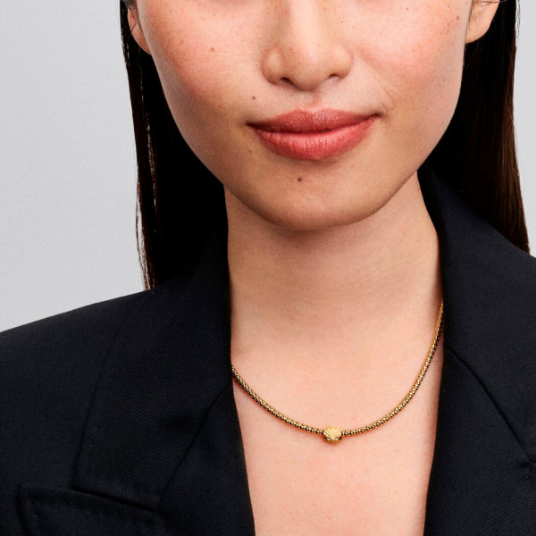 charm-mini-muschel-textur-764057c00