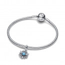 disney-frozen-queen-elsa-snowflake-pendant-charm-794209c01