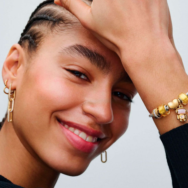 transparenter-funkelnder-fila-clip-charm-761972c01