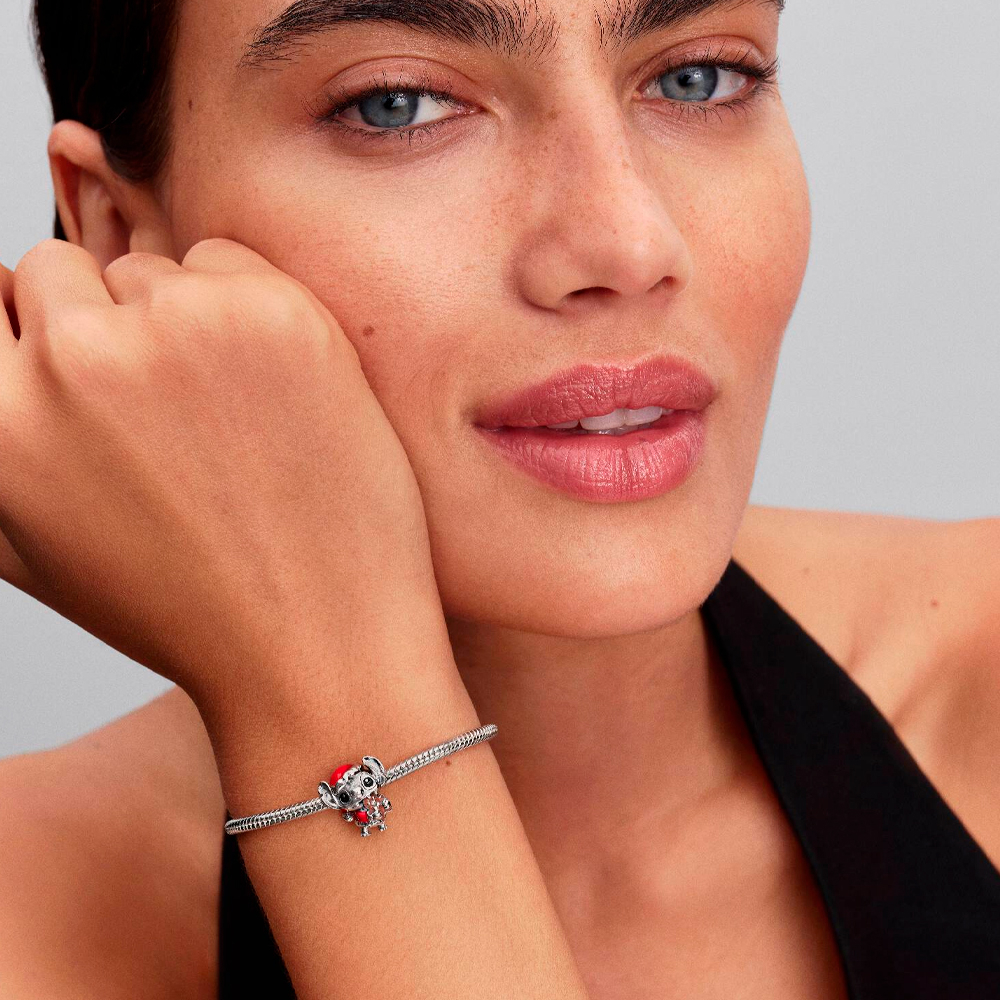 Pandora Charm Stitch Navideño de Disney – imagen 2