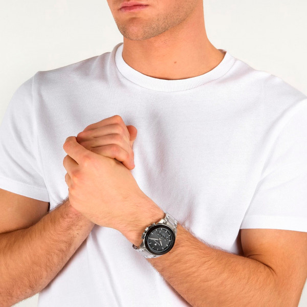 traguardo-uhr-r8873612066