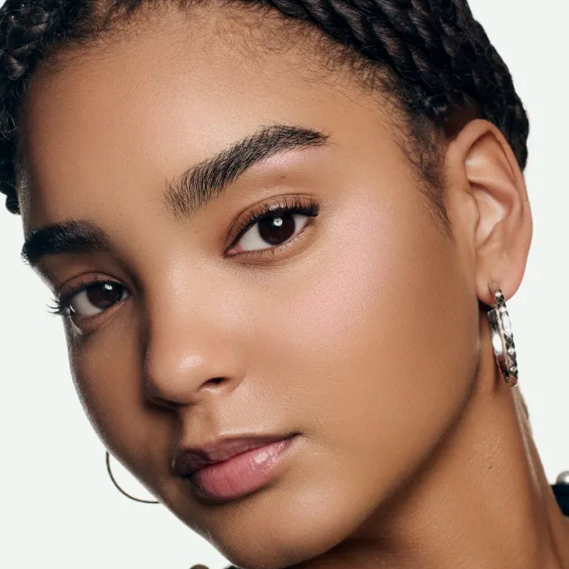 les-beiges-illuminateur-belle-mine-exklusive-kreation-highlighter-mit-frischer-textur