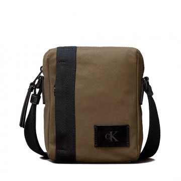 reportertasche-aus-canvas