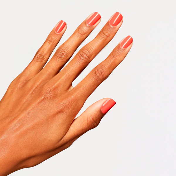nail-lacquer-shrimp-cocktail