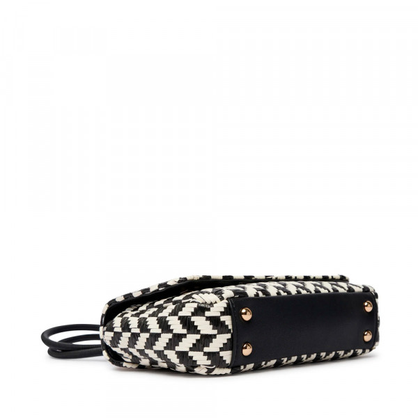 tessi-flap-shoulder-bag