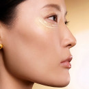 re-nutriv-ultimate-diamond-eye-cream-foryngende-ojenkonturcreme