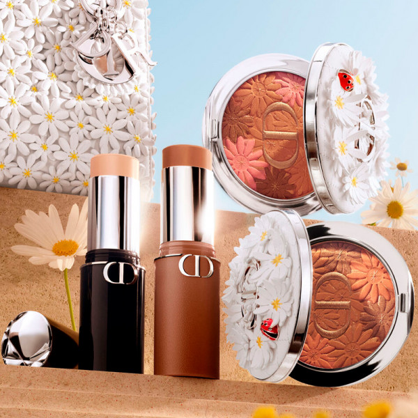 dior-forever-nude-bronze-glow-limited-edition-bronzing-powder-natural-radiant-finish-long-lasting-tan-effect