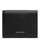 trifold-grained-leather-wallet-with-rfid